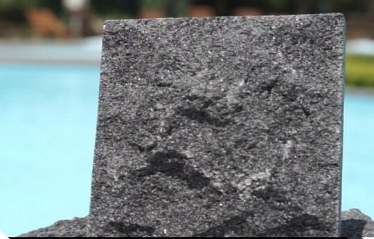 5-benefits-of-black-lava-stone-3