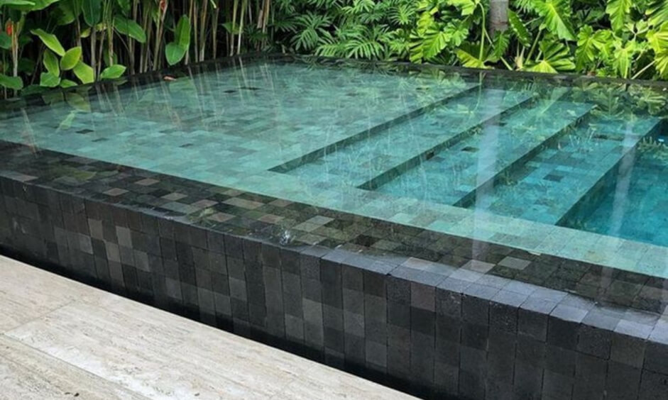 black-lava-stone-ideas-for-poolside